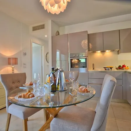 아파트 Felice Sul 2-bedroom Lakeview 메나지오