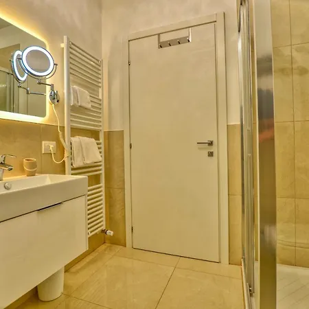 아파트 Felice Sul 2-bedroom Lakeview *