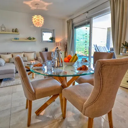 아파트 Felice Sul 2-bedroom Lakeview